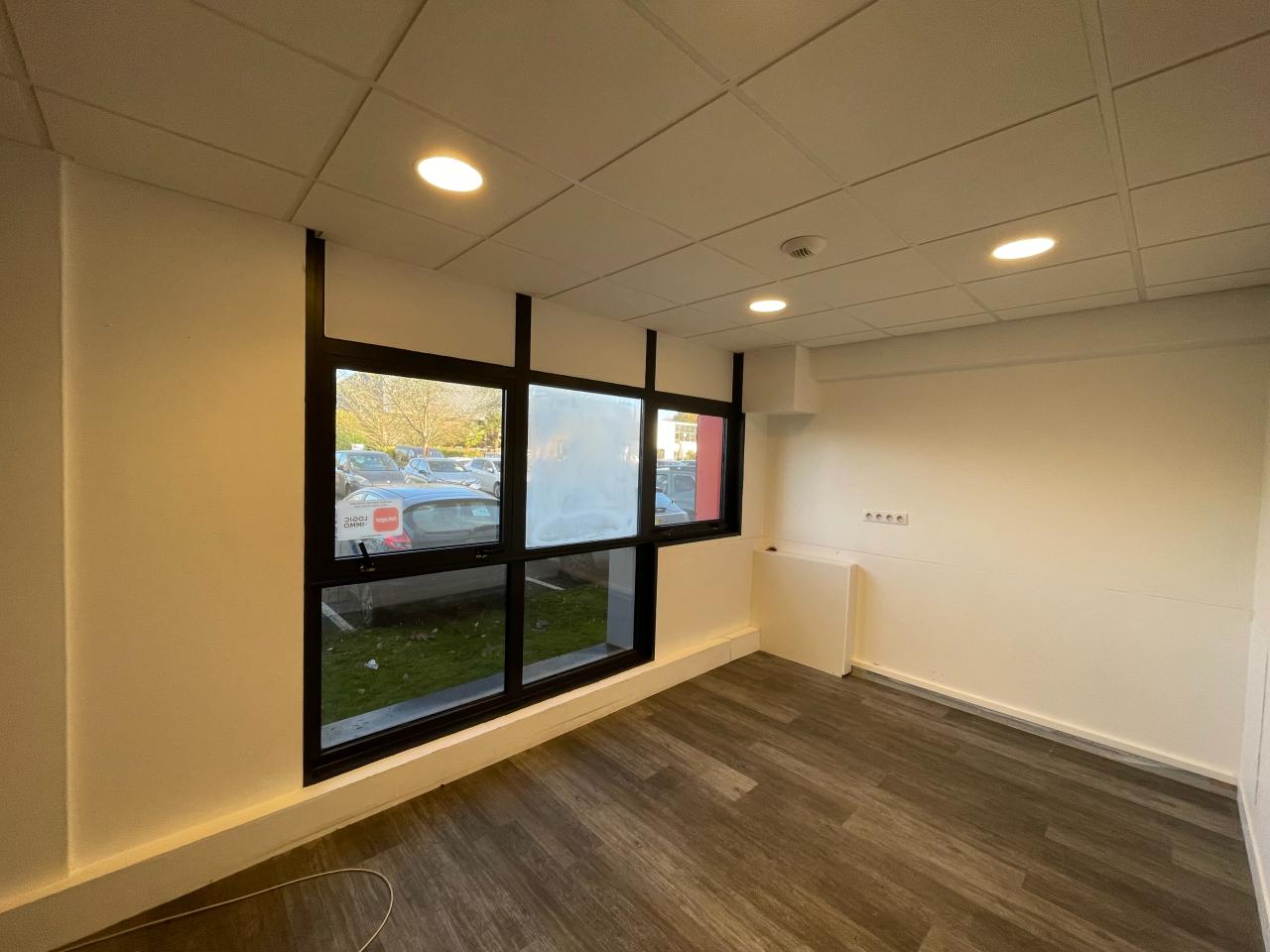 Bureau Mont-Saint-Aignan 864m² Location bureau Mont-Saint-Aignan Seine-Maritime OLBUR2427699 4